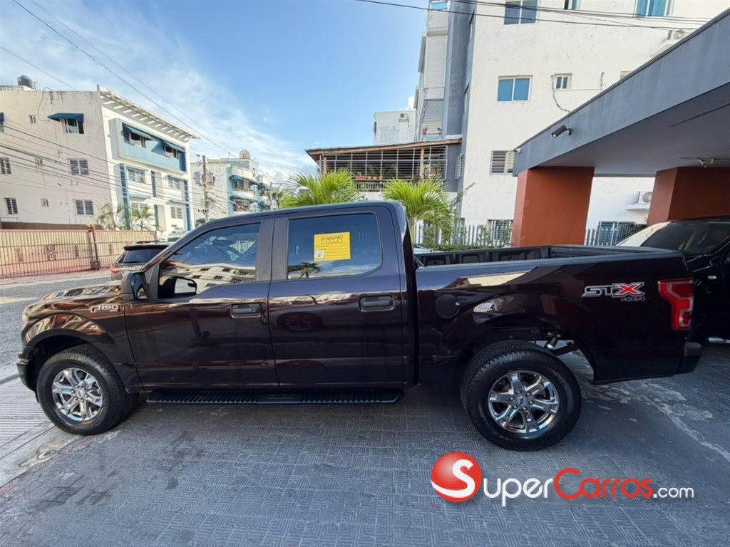 2020 Ford F 150 STX — foto 10 / 12