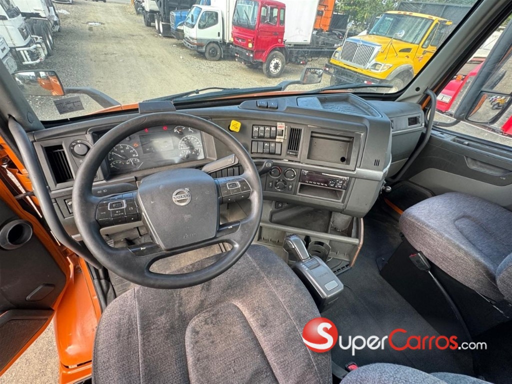 2020 Volvo VNR — foto 7 / 11