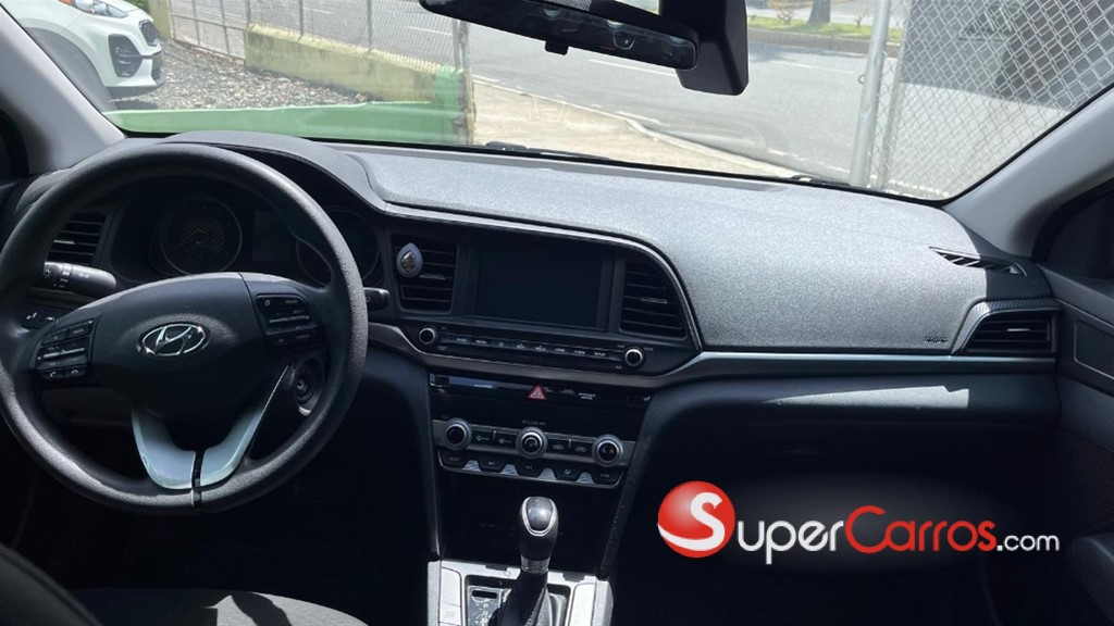 2020 Hyundai Elantra SEL — foto 6 / 7