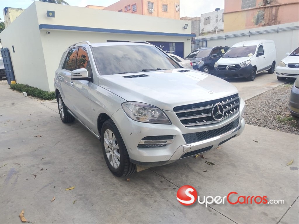 2012 Mercedes-Benz Clase ML 300 — foto 2 / 6