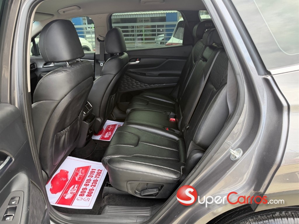 2020 Hyundai Santa Fe — foto 8 / 12