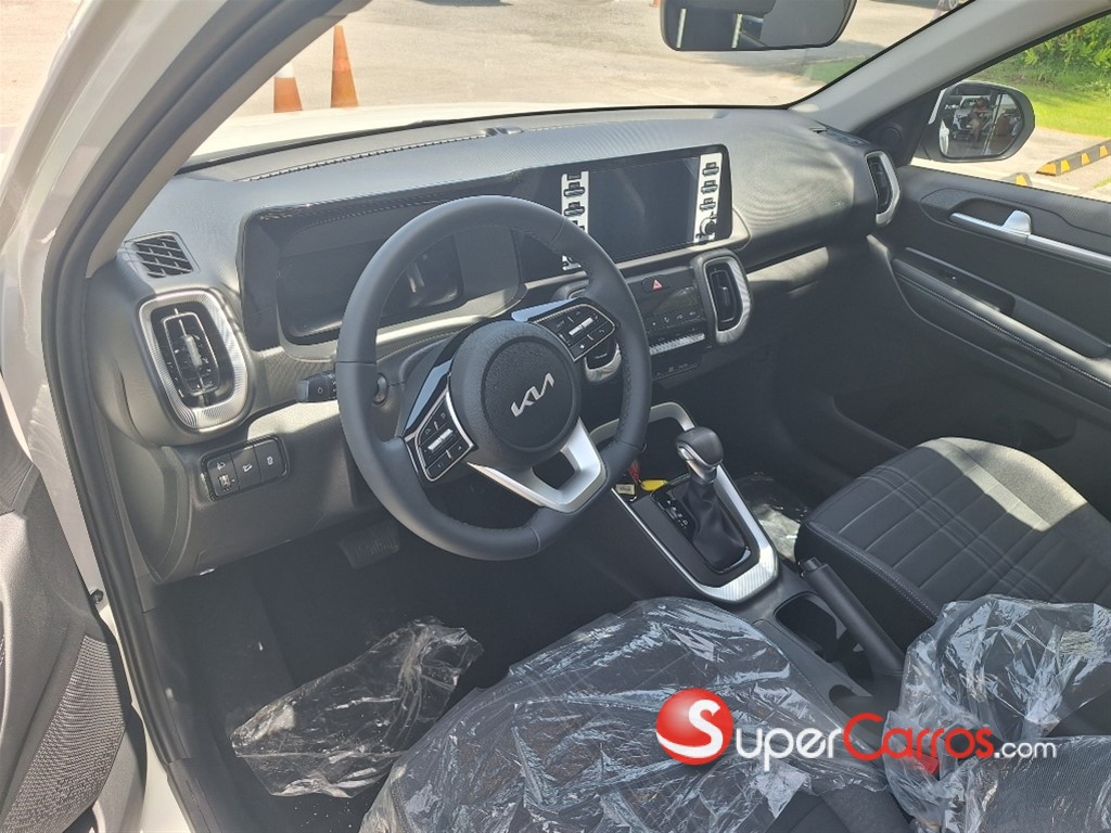 2027 Kia Sonet FULL — foto 6 / 6