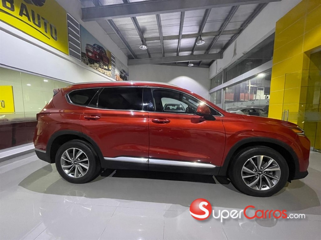 2020 Hyundai Santa Fe SE — foto 3 / 10