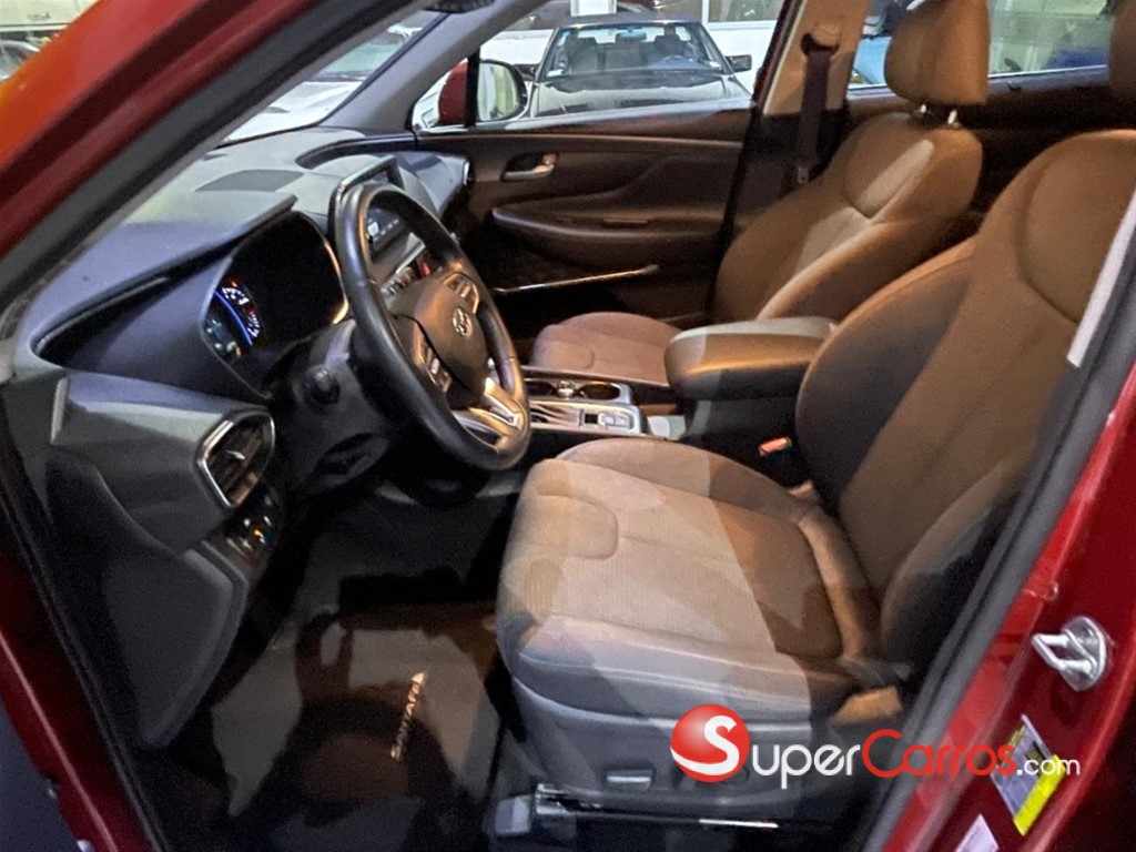 2020 Hyundai Santa Fe SE — foto 6 / 10
