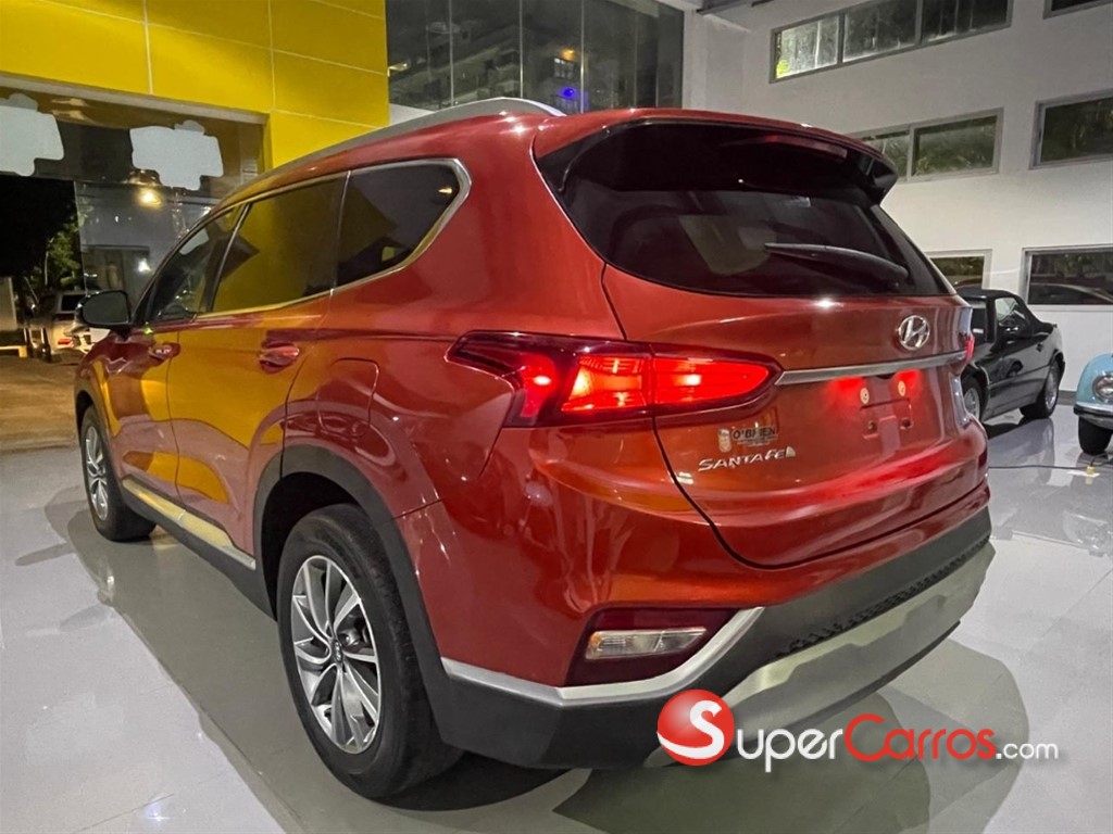 2020 Hyundai Santa Fe SE — foto 7 / 10
