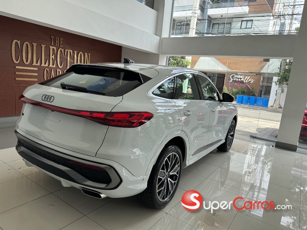 2025 Audi Q5 S-Line Sportback — foto 4 / 10