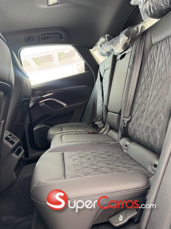 2025 Audi Q5 S-Line Sportback — foto 7 / 10
