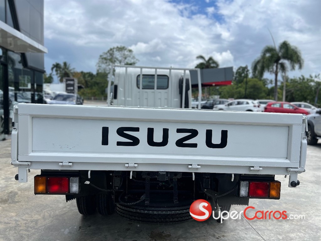 2026 Isuzu QMR 12 Pies — foto 5 / 8