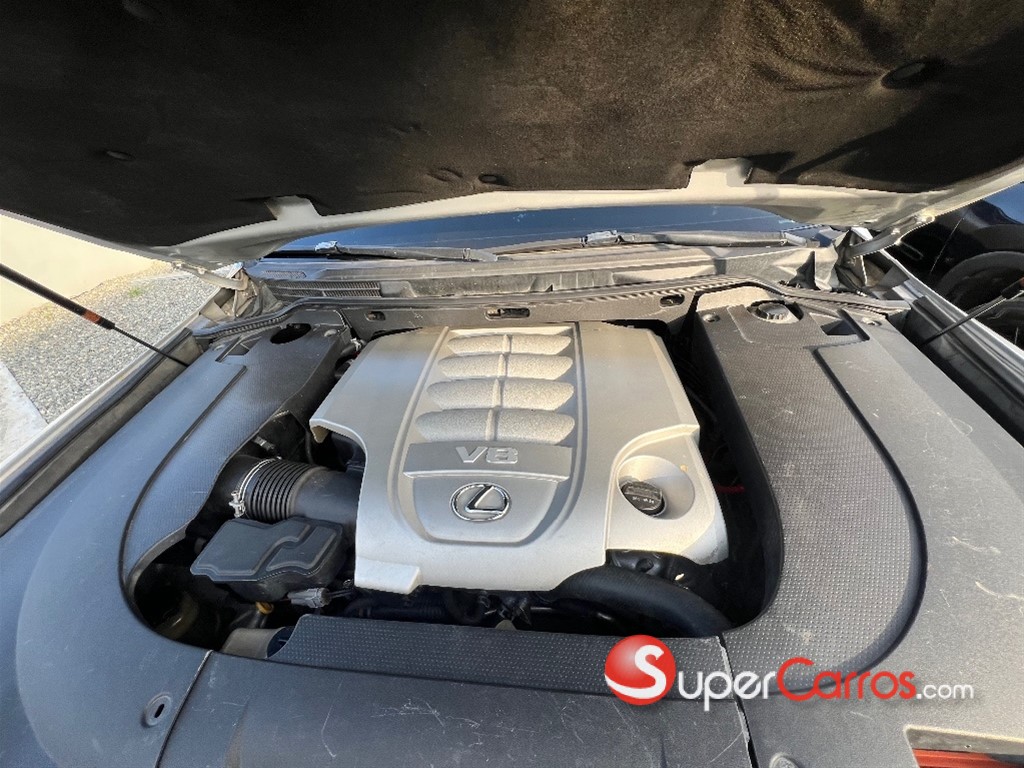 2009 Lexus LX 570 — foto 10 / 10