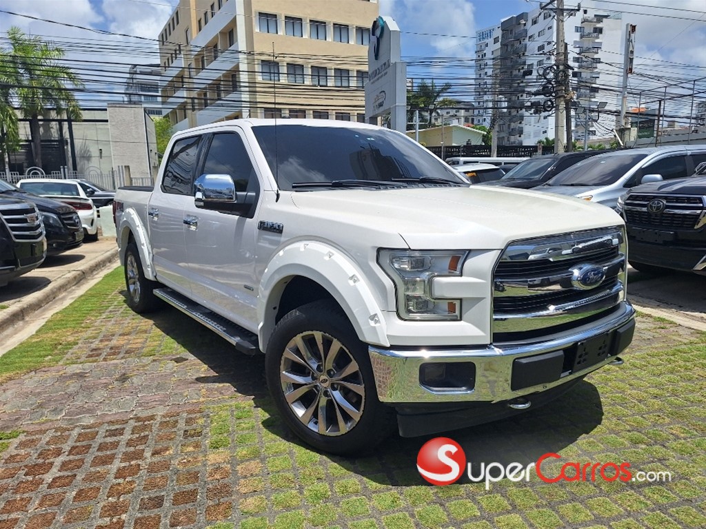 2017 Ford F 150 Lariat — foto 7 / 12