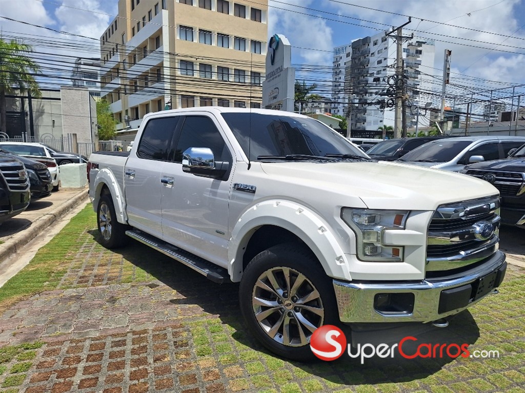2017 Ford F 150 Lariat — foto 8 / 12