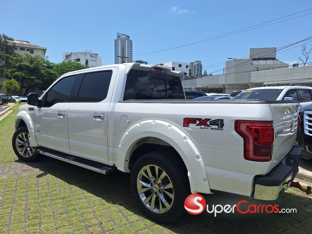 2017 Ford F 150 Lariat — foto 11 / 12