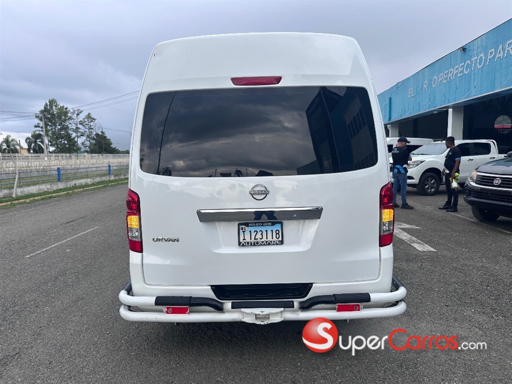 2025 Nissan NV 350 — foto 4 / 6