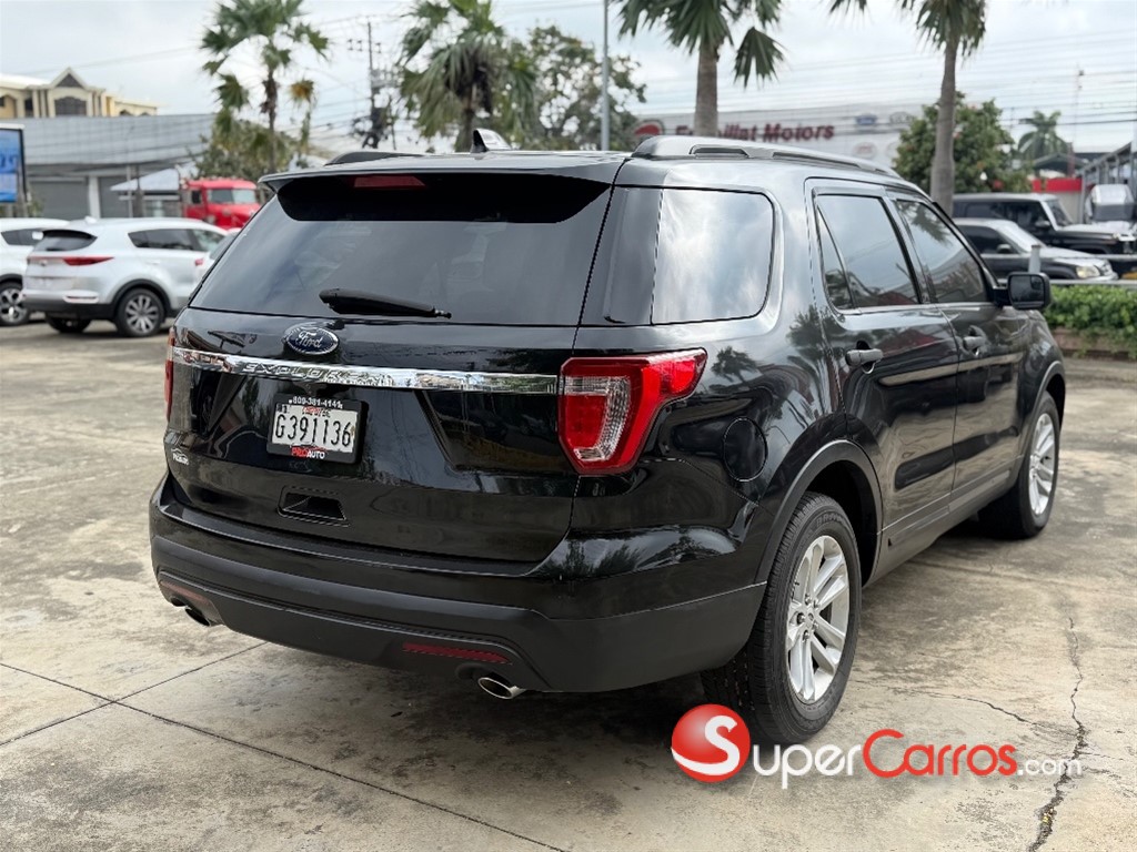 2017 Ford Explorer — foto 3 / 10