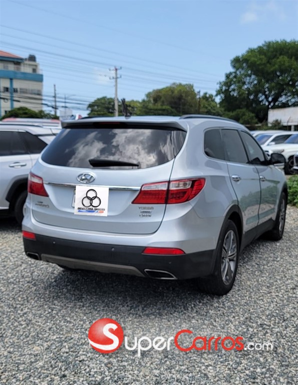 2015 Hyundai Grand Santa Fe — foto 4 / 11