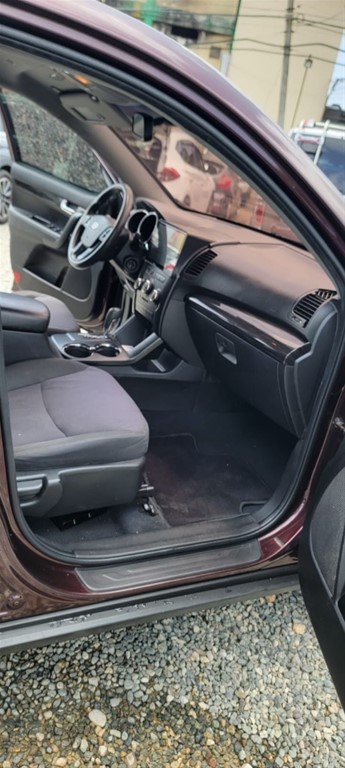 2011 Kia Sorento — foto 7 / 10