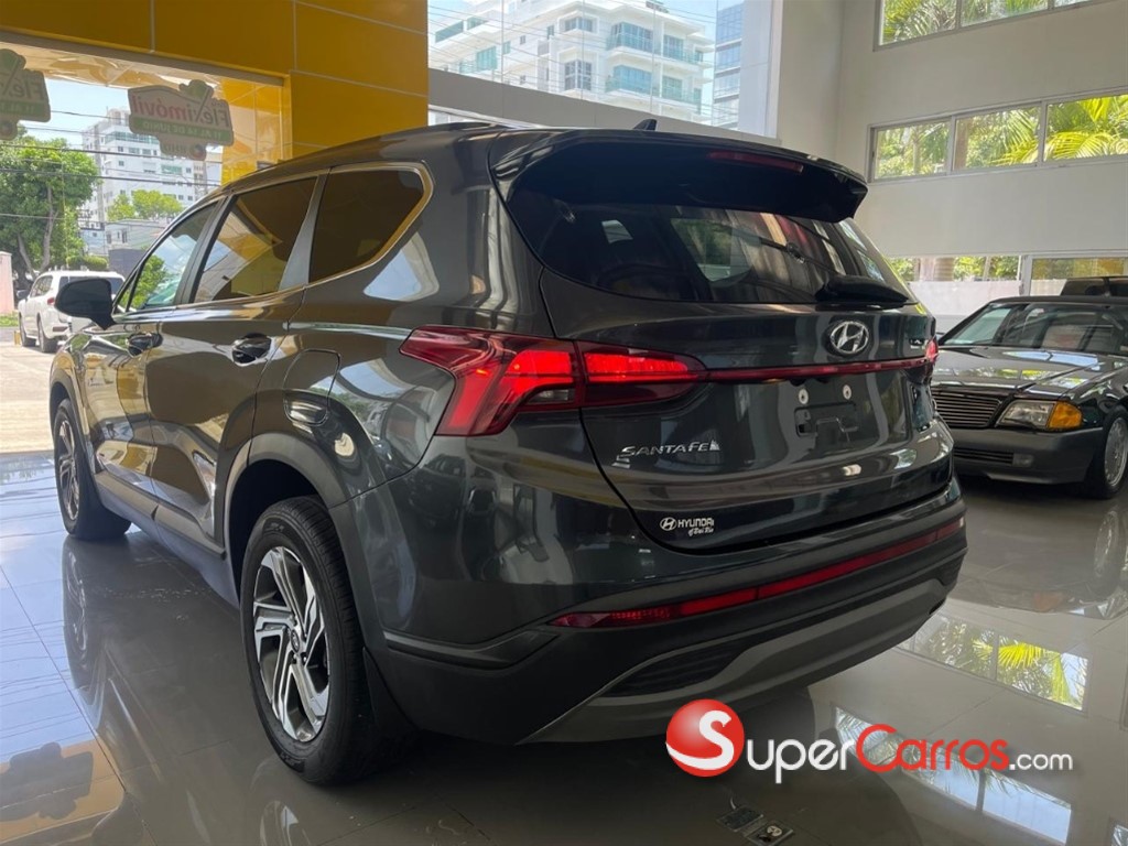 2021 Hyundai Santa Fe SE — foto 3 / 10