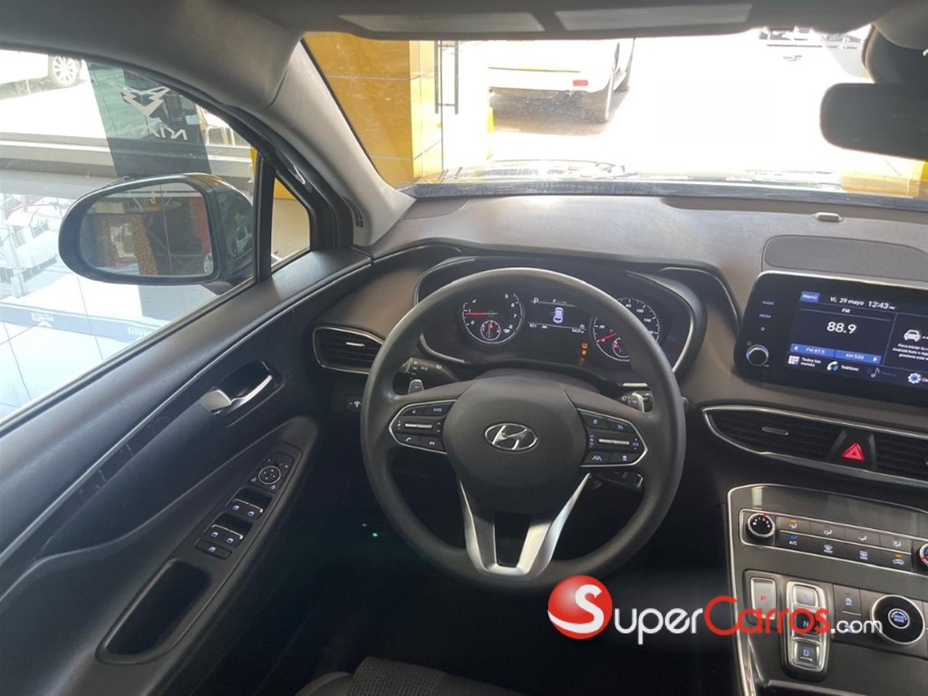 2021 Hyundai Santa Fe SE — foto 5 / 10