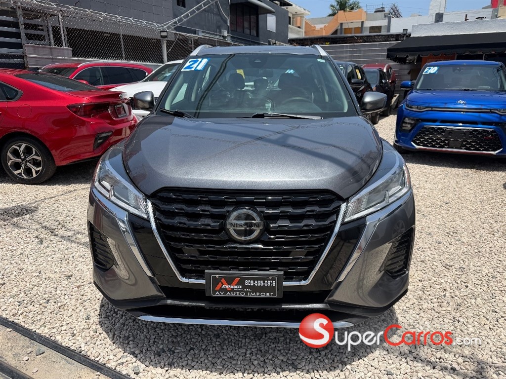 2021 Nissan Kicks SV — foto 2 / 9