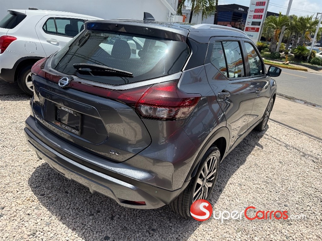2021 Nissan Kicks SV — foto 5 / 9