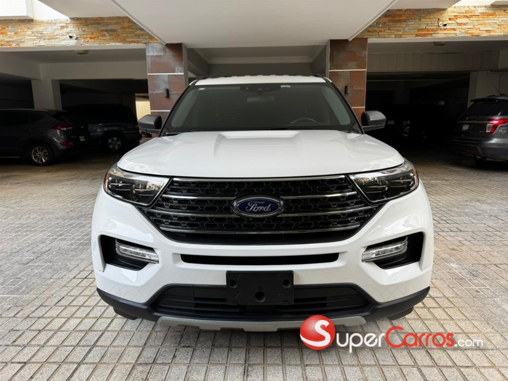 2023 Ford Explorer XLT — foto 2 / 12