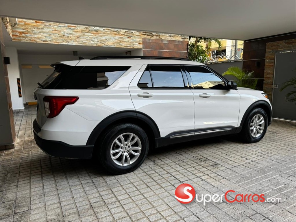 2023 Ford Explorer XLT — foto 4 / 12