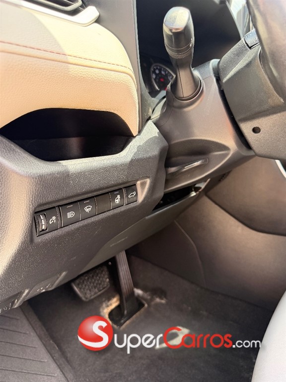2020 Toyota RAV4 XLE Premium — foto 11 / 12