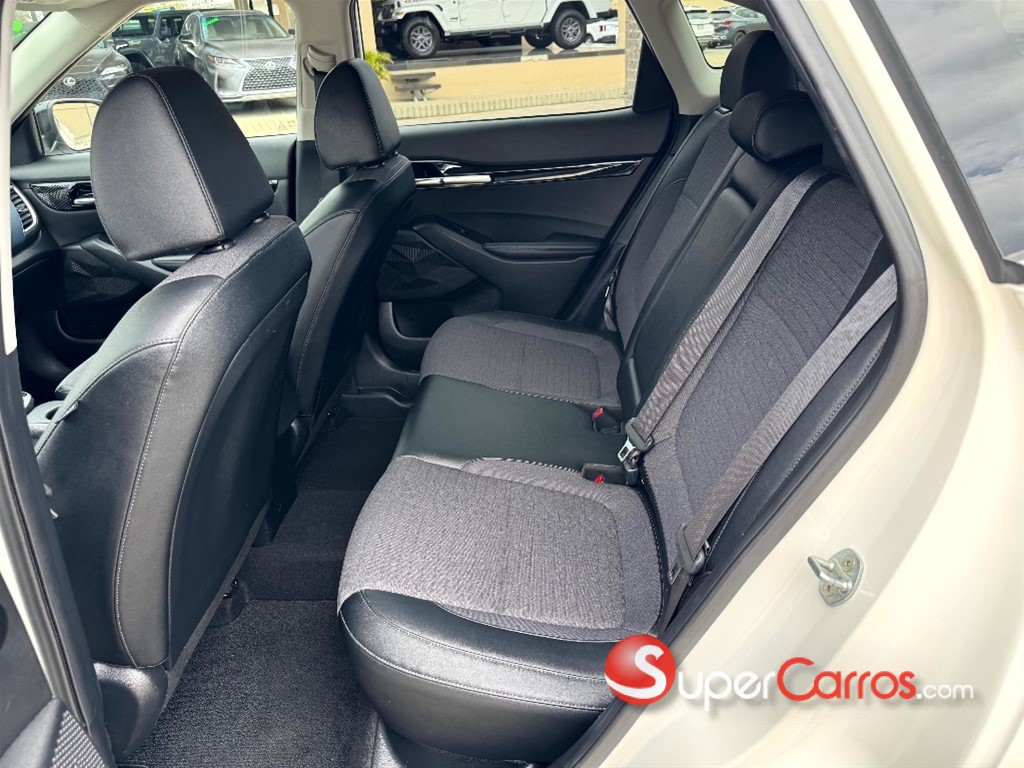 2021 Kia Seltos — foto 7 / 12