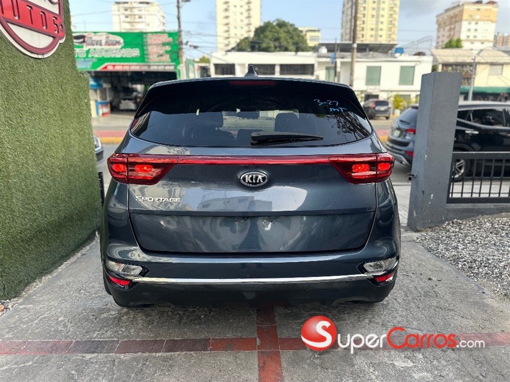 2020 Kia Sportage LX — foto 7 / 10