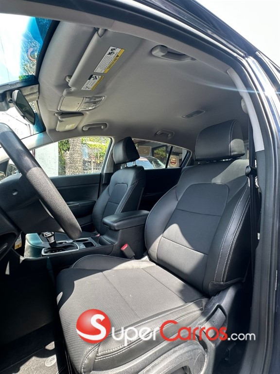 2020 Kia Sportage LX — foto 9 / 10