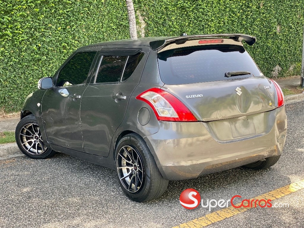 2015 Suzuki Swift — foto 6 / 10