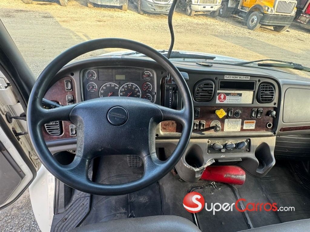 2017 Freightliner M2 — foto 7 / 9