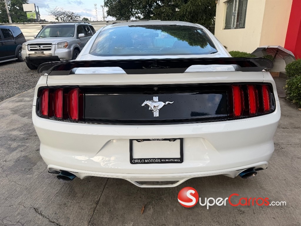 2016 Ford Mustang — foto 3 / 12