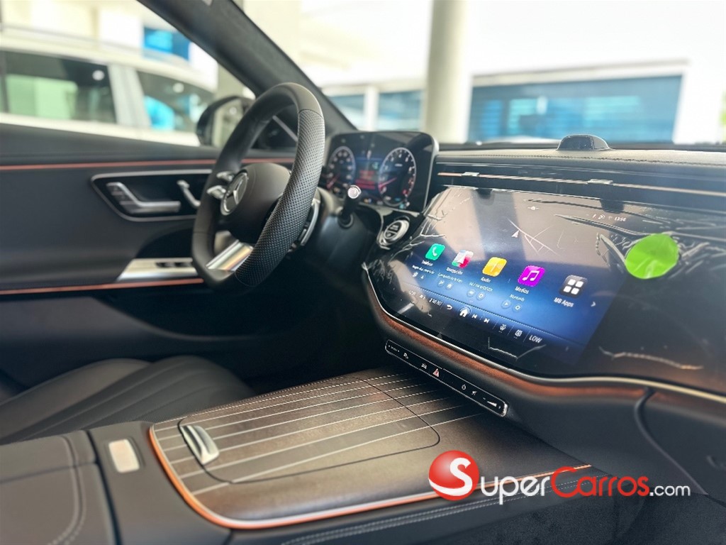 2026 Mercedes-Benz Clase E 450 4Matic — foto 8 / 12