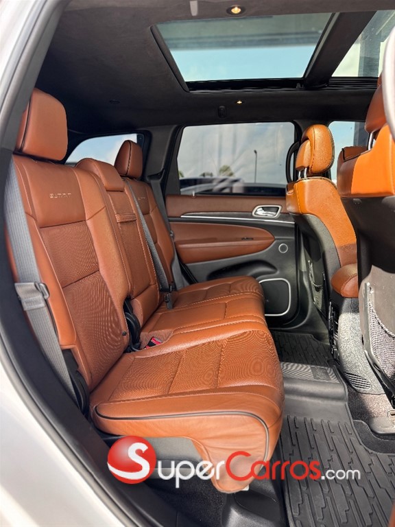 2018 Jeep Grand Cherokee SUMMIT — foto 7 / 12