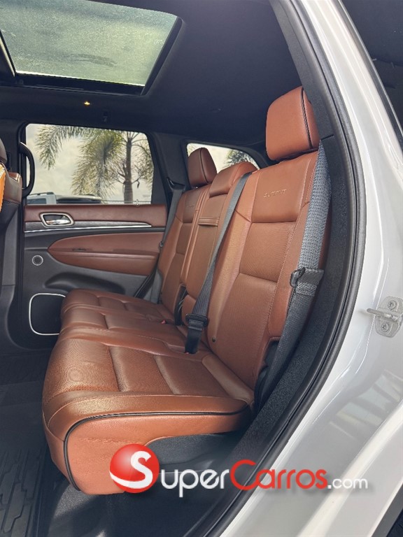 2018 Jeep Grand Cherokee SUMMIT — foto 10 / 12