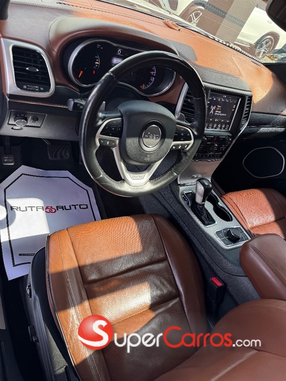 2018 Jeep Grand Cherokee SUMMIT — foto 12 / 12