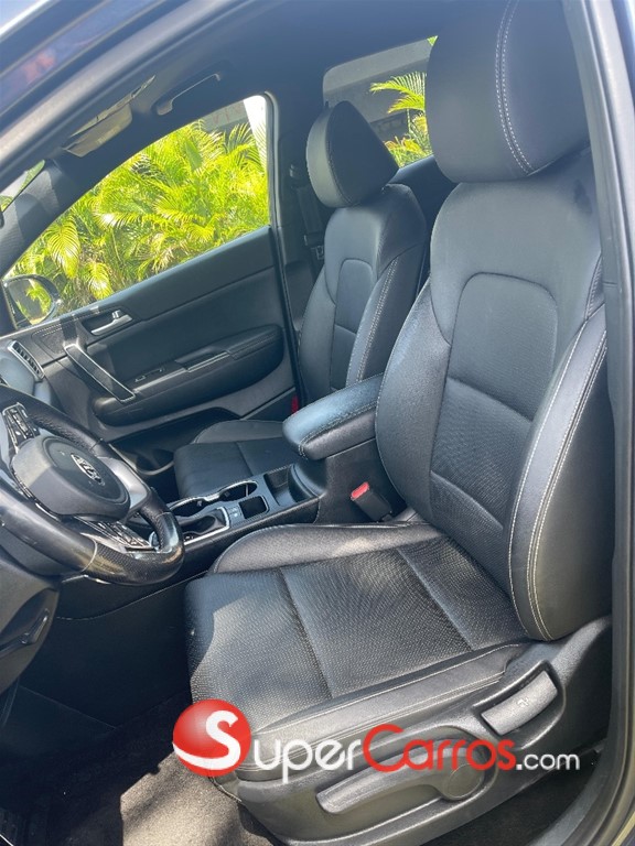 2020 Kia Sportage S — foto 6 / 10