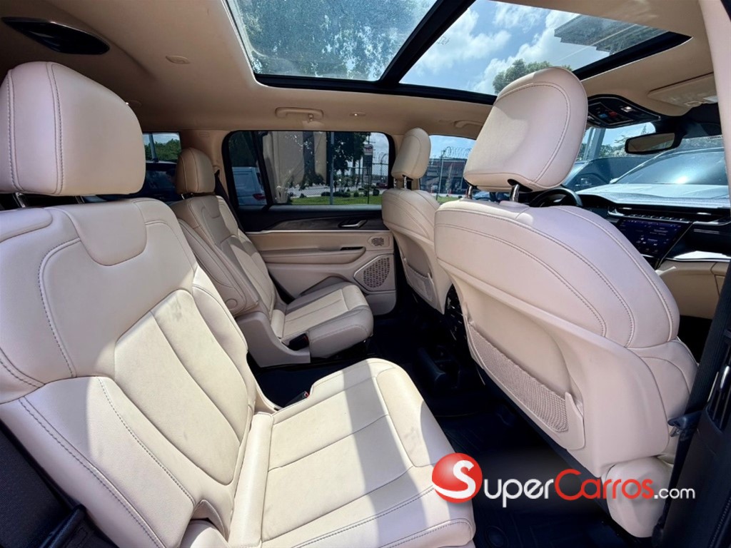 2021 Jeep Grand Cherokee Limited 4x4 — foto 8 / 10