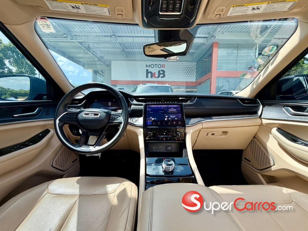 2021 Jeep Grand Cherokee Limited 4x4 — foto 9 / 10