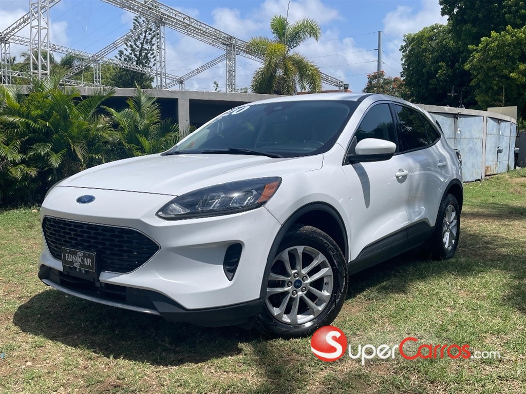 2020 Ford Escape SE — foto 2 / 8