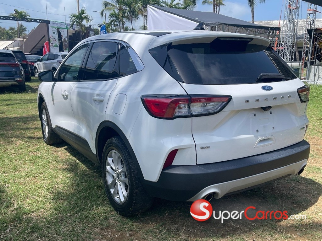 2020 Ford Escape SE — foto 4 / 8