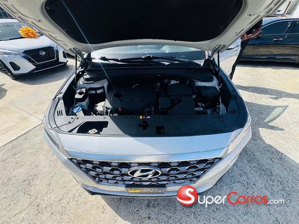 2020 Hyundai Santa Fe SE — foto 12 / 12