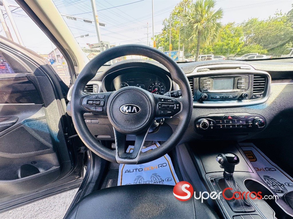 2017 Kia Sorento LX — foto 10 / 11