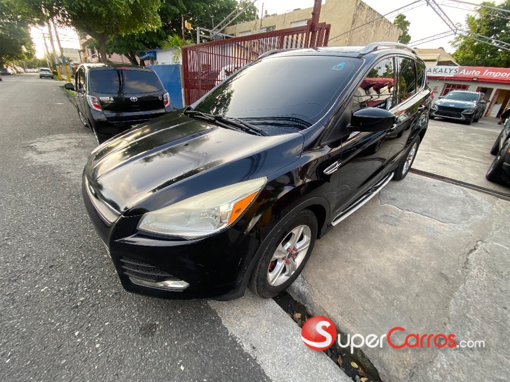 2015 Ford Escape — foto 7 / 12