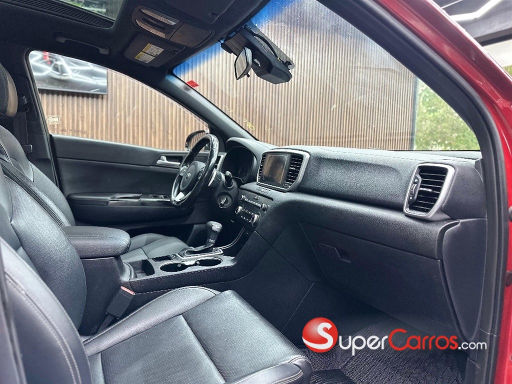 2020 Kia Sportage S — foto 8 / 12
