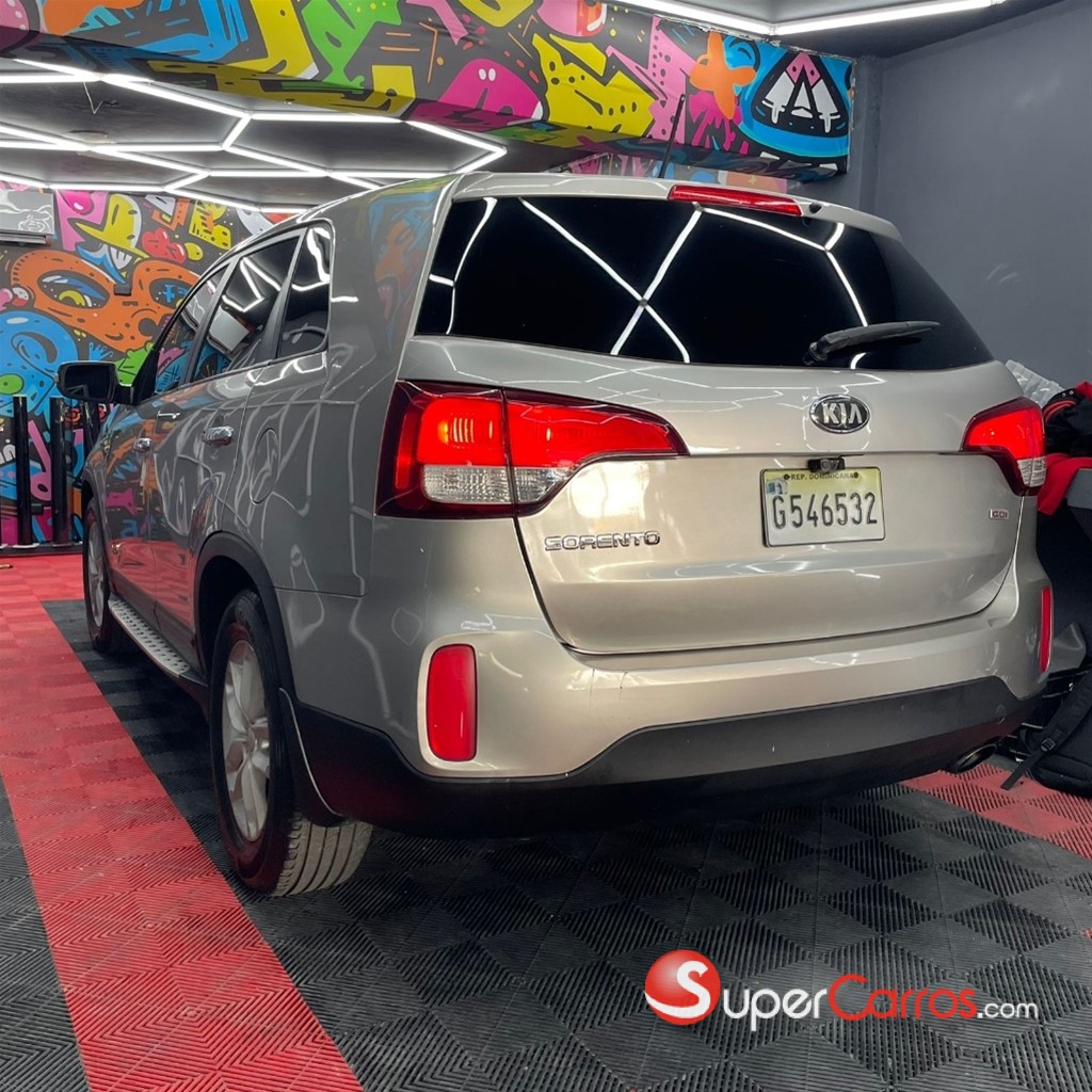 2015 Kia Sorento — foto 3 / 9