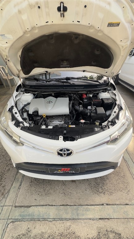 2017 Toyota Yaris E — foto 10 / 12