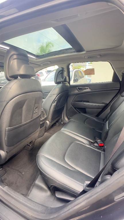 2023 Kia Sportage X-LINE — foto 7 / 12