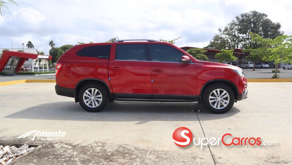 2020 KGM Rexton — foto 5 / 9
